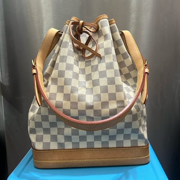 Louis Vuitton Azure bucket bag (AR0047) - Picture 1 of 17